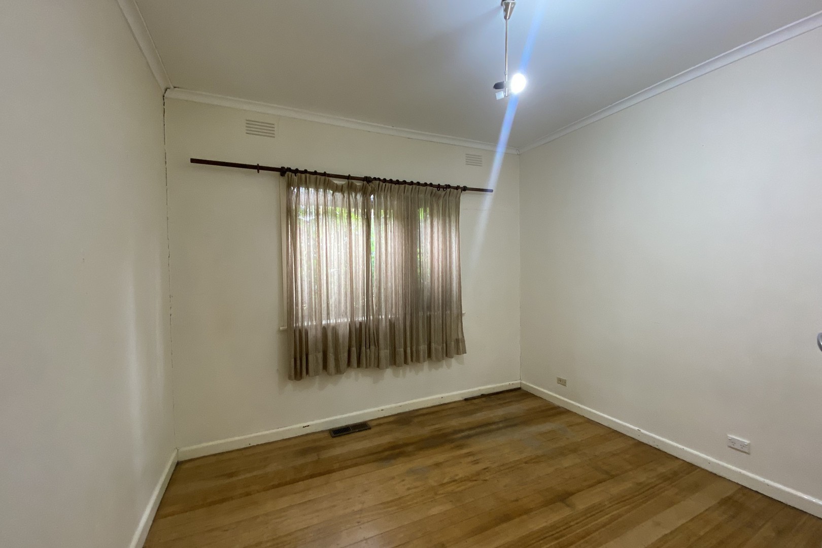 24 Keats Avenue, Kingsbury, VIC 3083, Kingsbury - Thumbnail 6