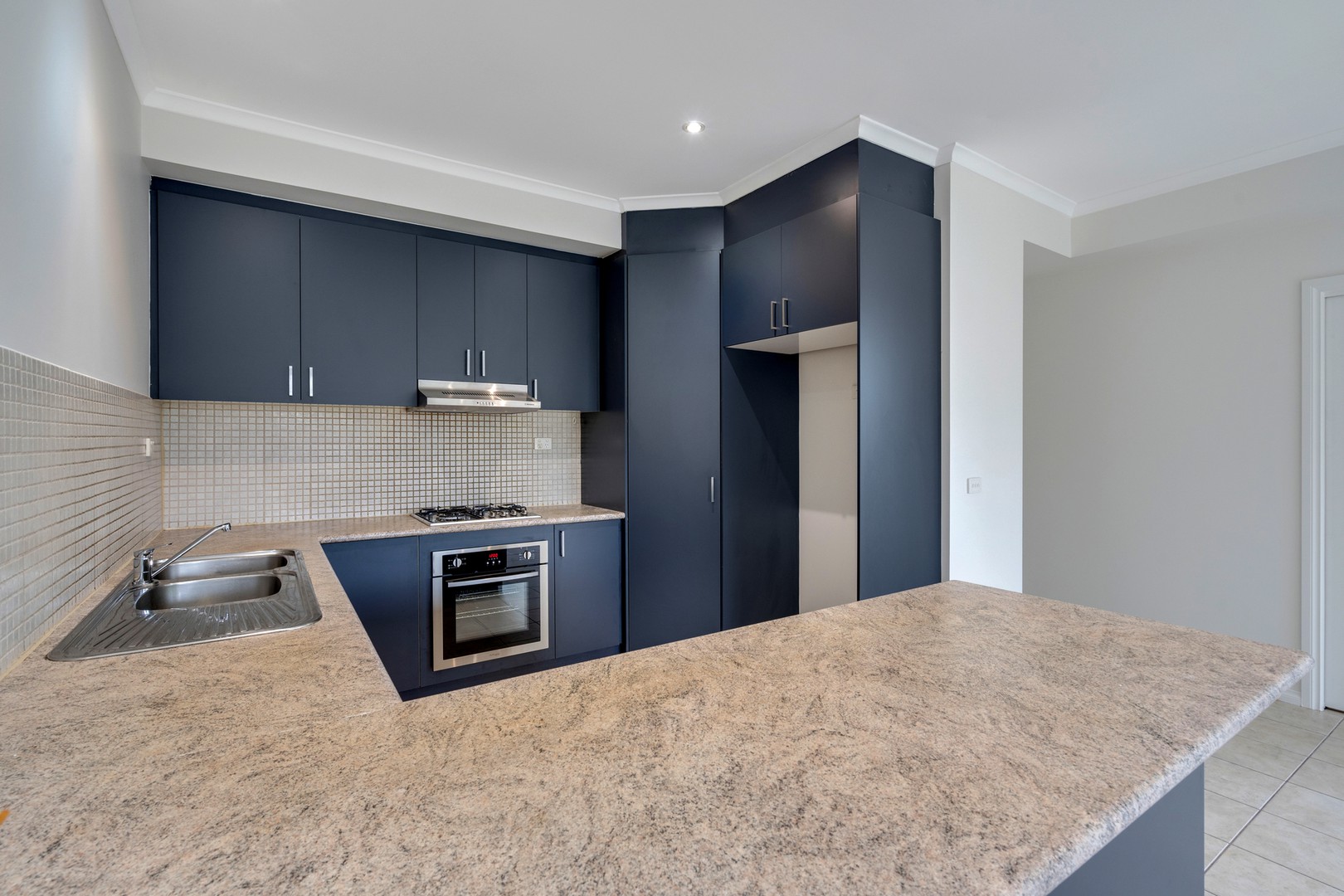 24 Kennedy Parade, Roxburgh Park, VIC 3064, Roxburgh Park - Thumbnail 4