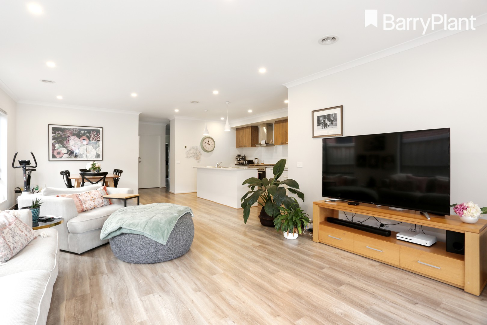 24 Kernot ParadeClyde North, VIC 3978  - Leased, Clyde North - Thumbnail 2