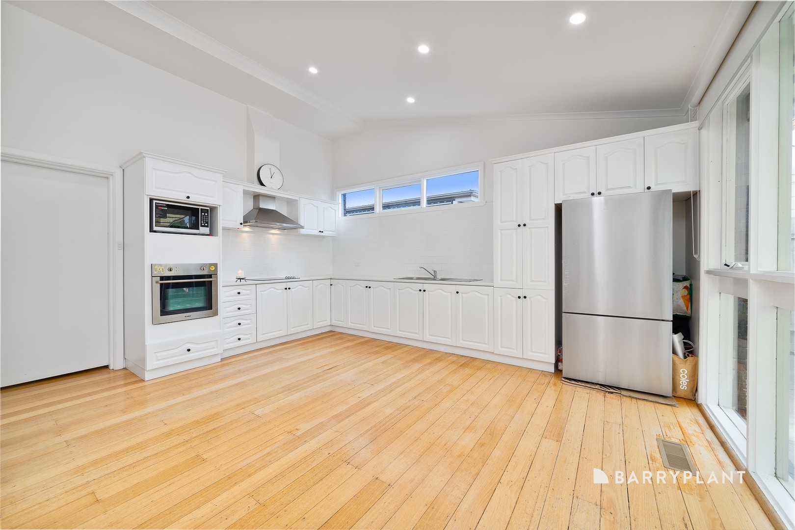 24 Kingsway Drive, Lalor, VIC 3075, Lalor - Thumbnail 4