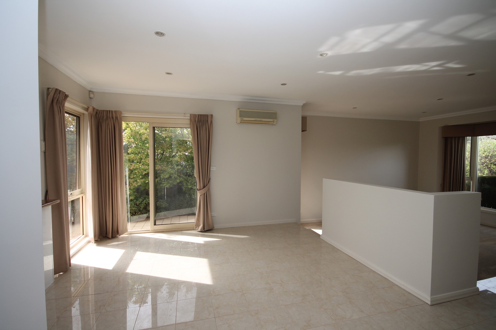 24 Lambourn Road, Watsonia, VIC 3087, Watsonia - Thumbnail 2