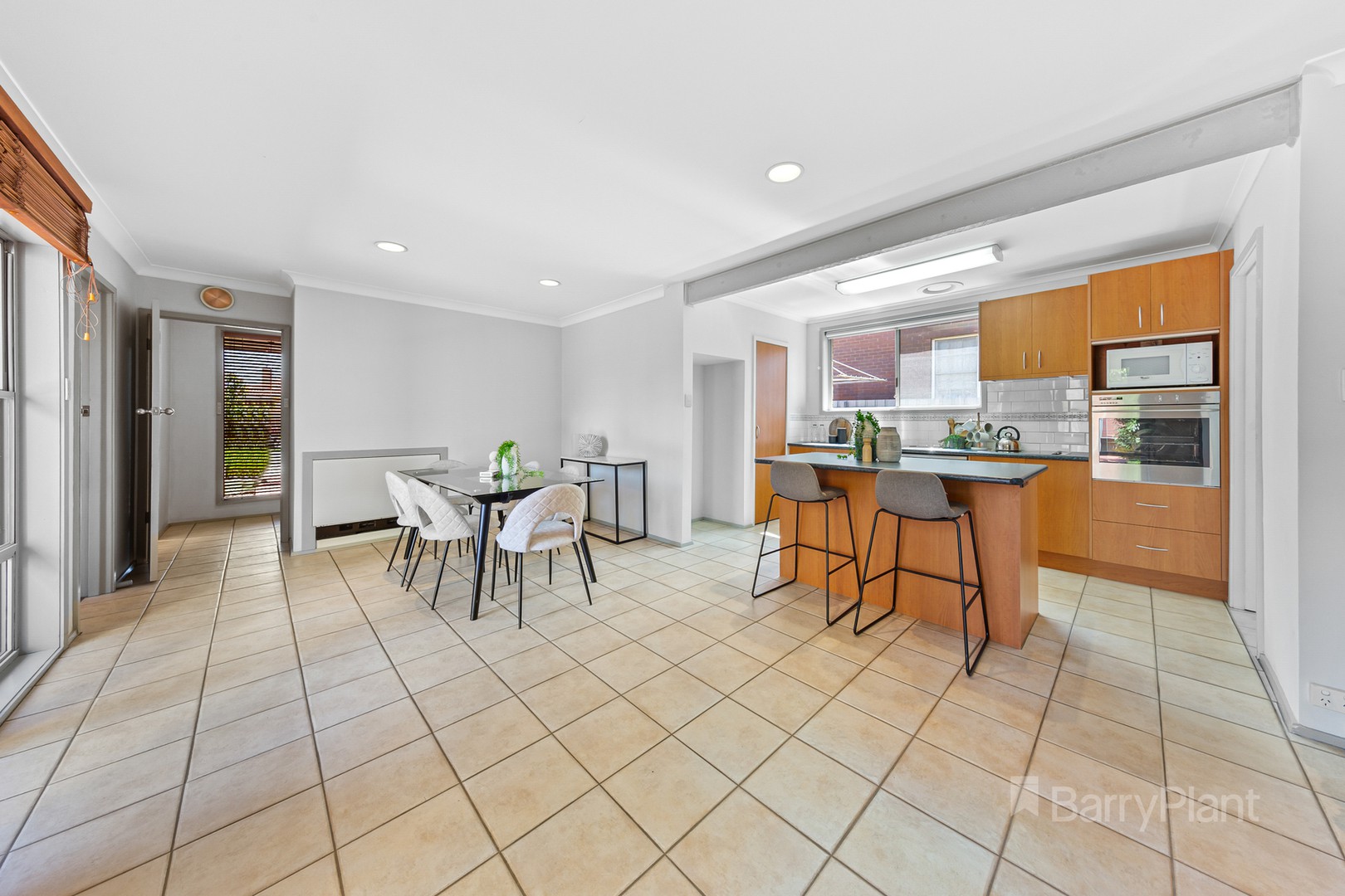 24 Larkspur Drive, St Albans, VIC 3021, St Albans - Thumbnail 7
