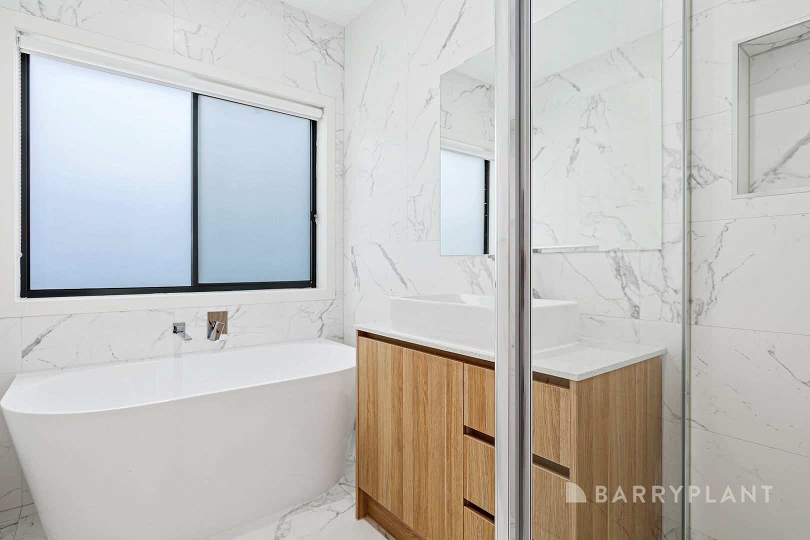 24 Lemongrass Drive, Mickleham, VIC 3064, Mickleham - Thumbnail 3