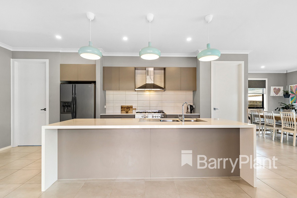 24 Leon Avenue, Rosebud, VIC 3939, Rosebud - Thumbnail 5