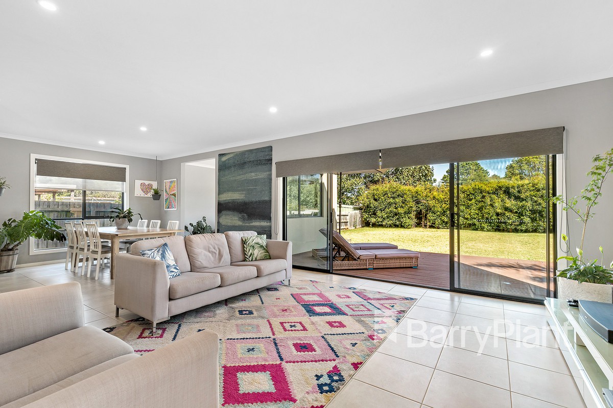 24 Leon Avenue, Rosebud, VIC 3939, Rosebud - Thumbnail 6