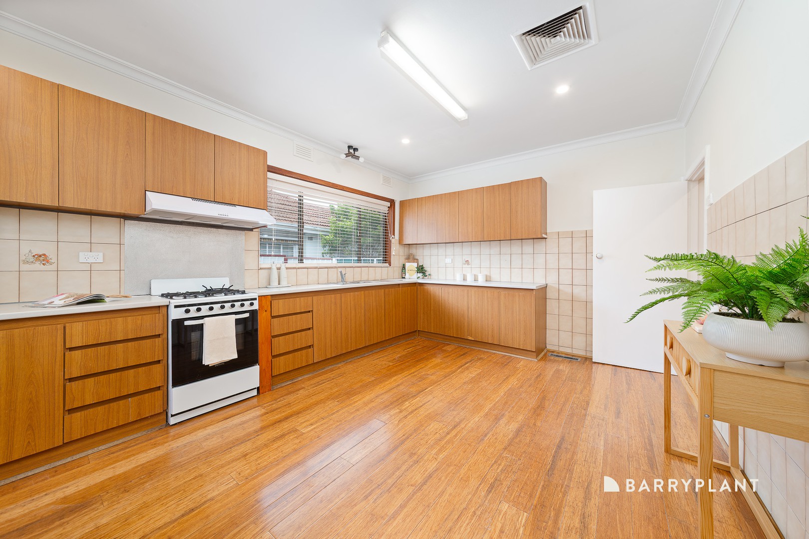 24 Lewis Street, Glenroy, VIC 3046, Glenroy - Thumbnail 2