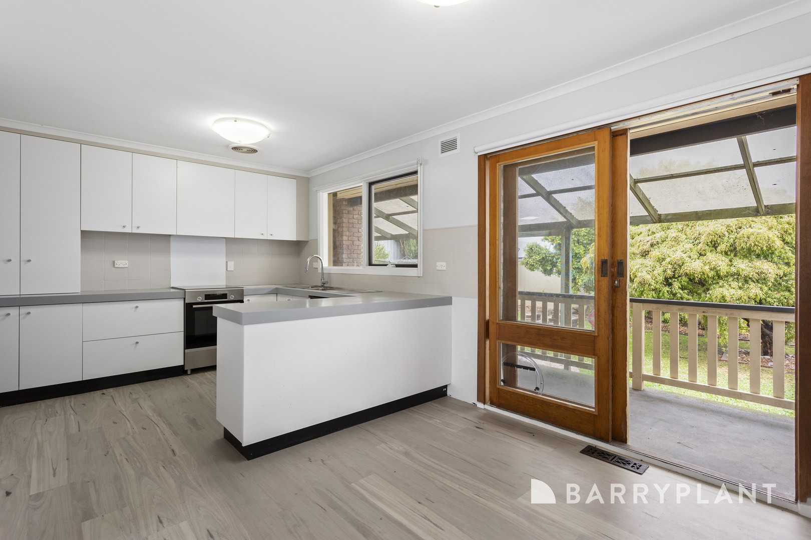 24 Lisle Street, Moe, VIC 3825, Moe - Thumbnail 4