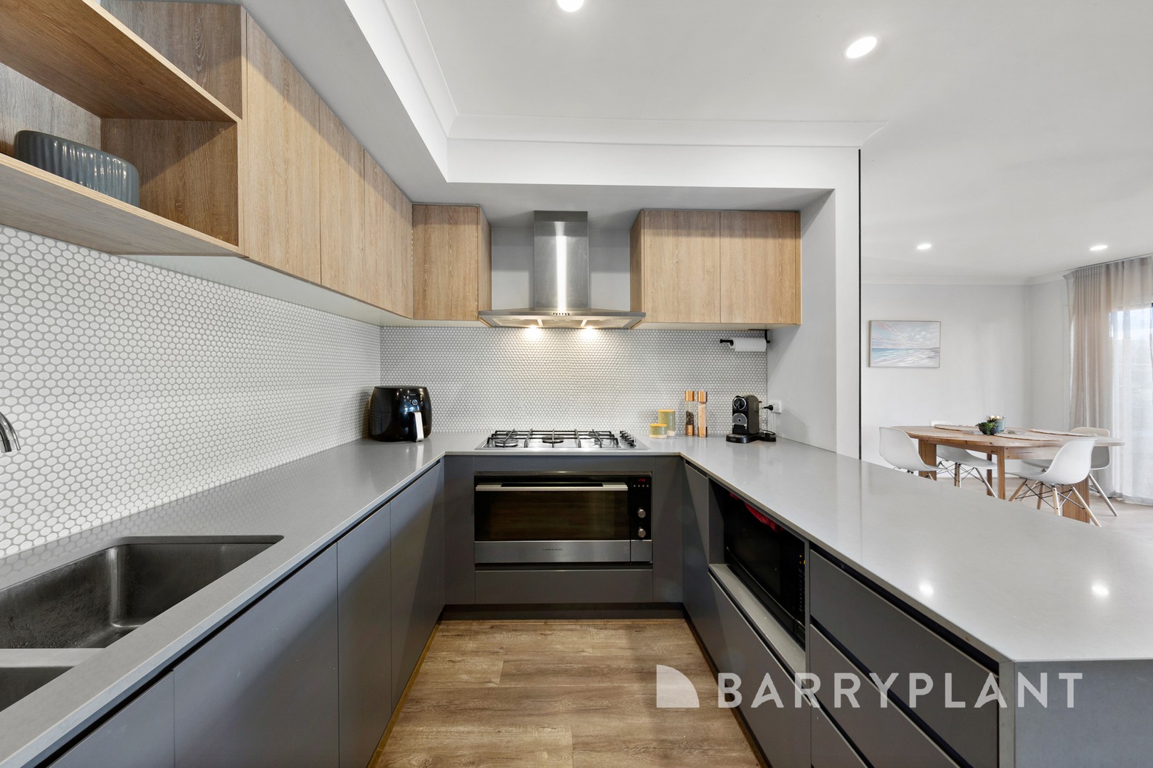 24 Lombardy Walk, Deanside, VIC 3336, Deanside - Thumbnail 6