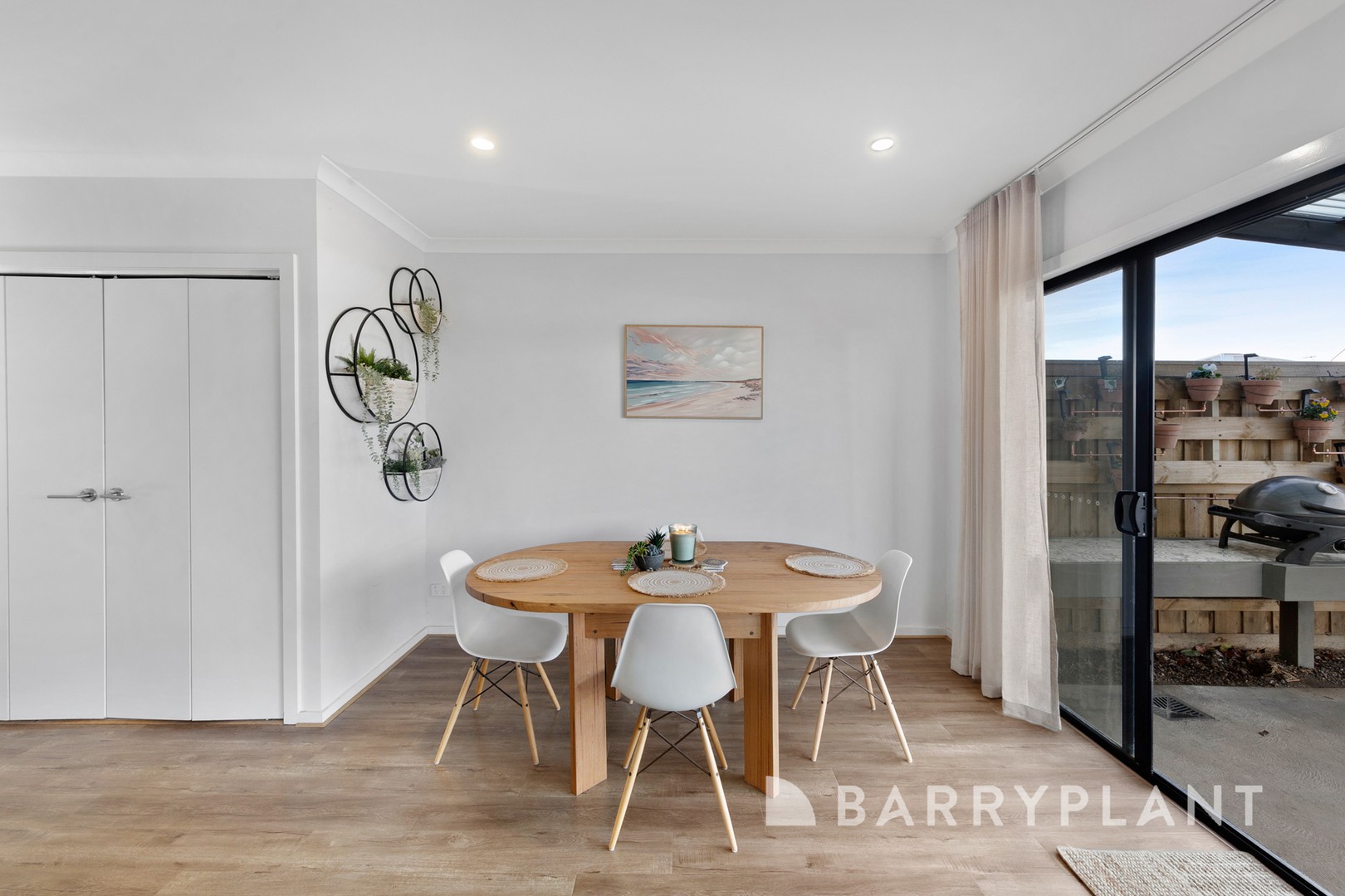 24 Lombardy Walk, Deanside, VIC 3336, Deanside - Thumbnail 7