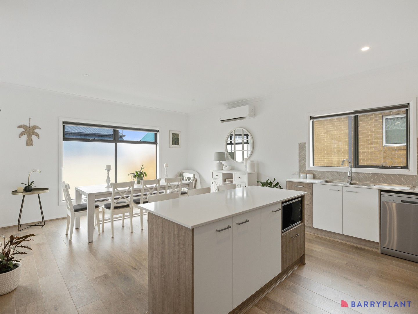 24 Longfin Crescent, San Remo, VIC 3925, San Remo - Thumbnail 4