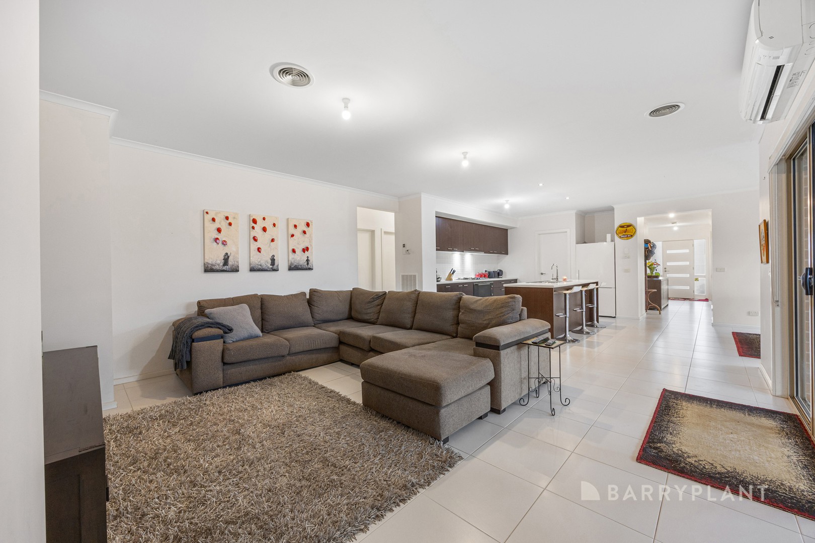 24 Lowry Crescent, Miners Rest, VIC 3352, Miners Rest - Thumbnail 2
