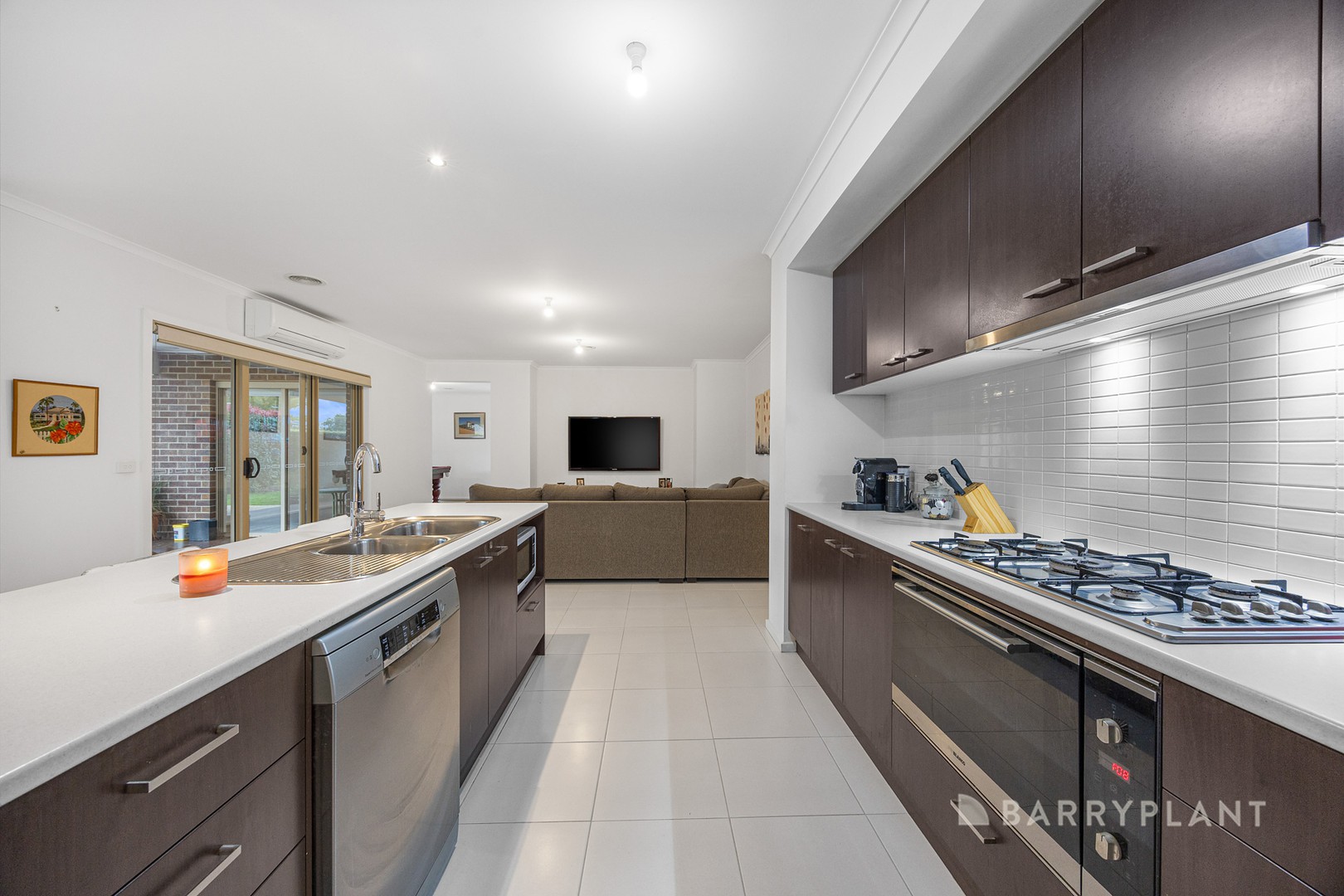 24 Lowry Crescent, Miners Rest, VIC 3352, Miners Rest - Thumbnail 3
