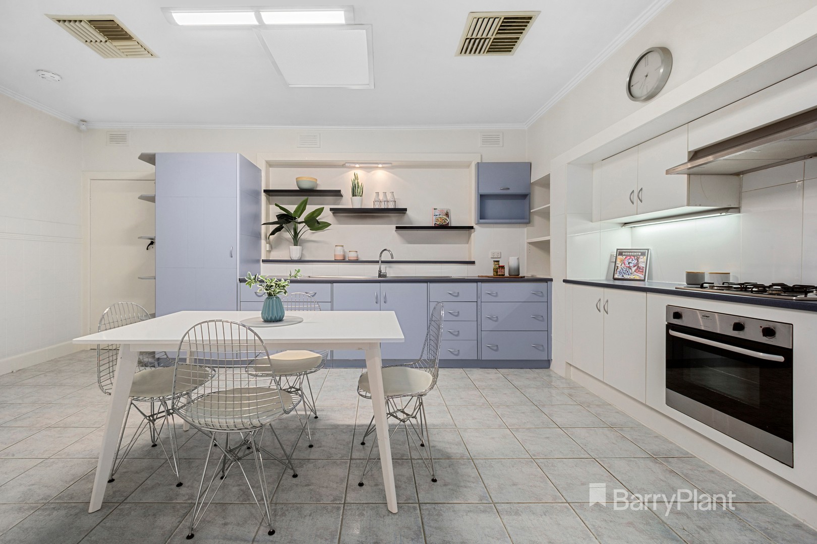 24 Maclagan CrescentReservoir, VIC 3073, Reservoir - Thumbnail 3
