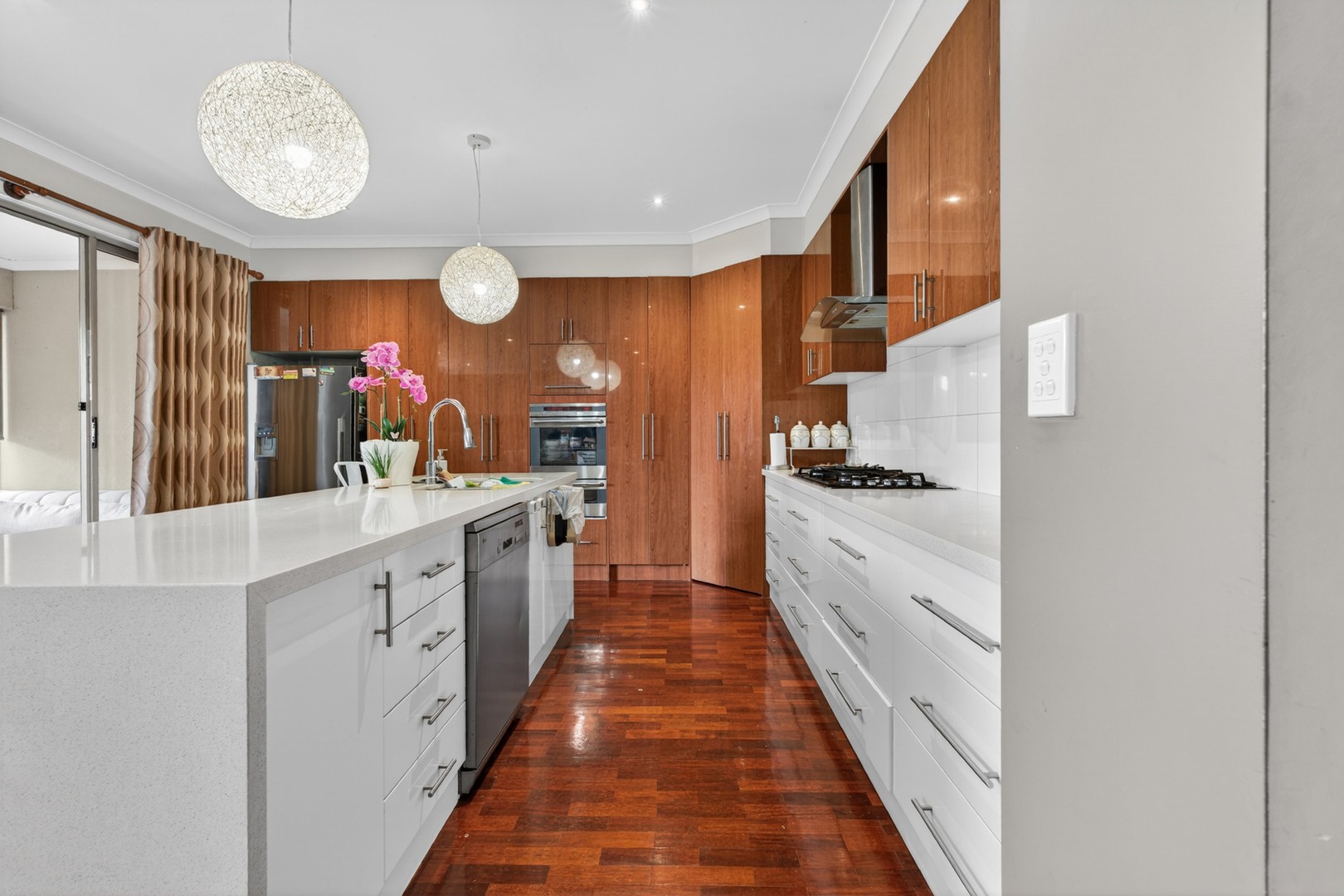 24 Maranoa Grove, Caroline Springs, VIC 3023 - Thumbnail 2 - 04/06/2026