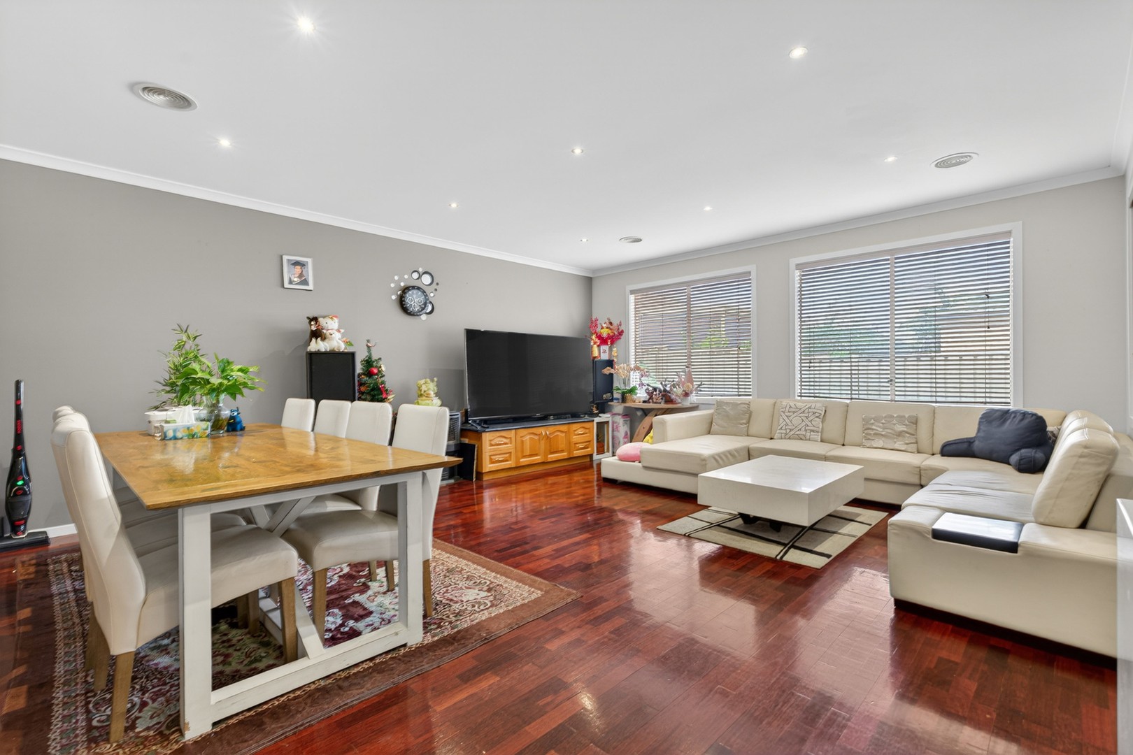 24 Maranoa Grove, Caroline Springs, VIC 3023, Caroline Springs - Thumbnail 8