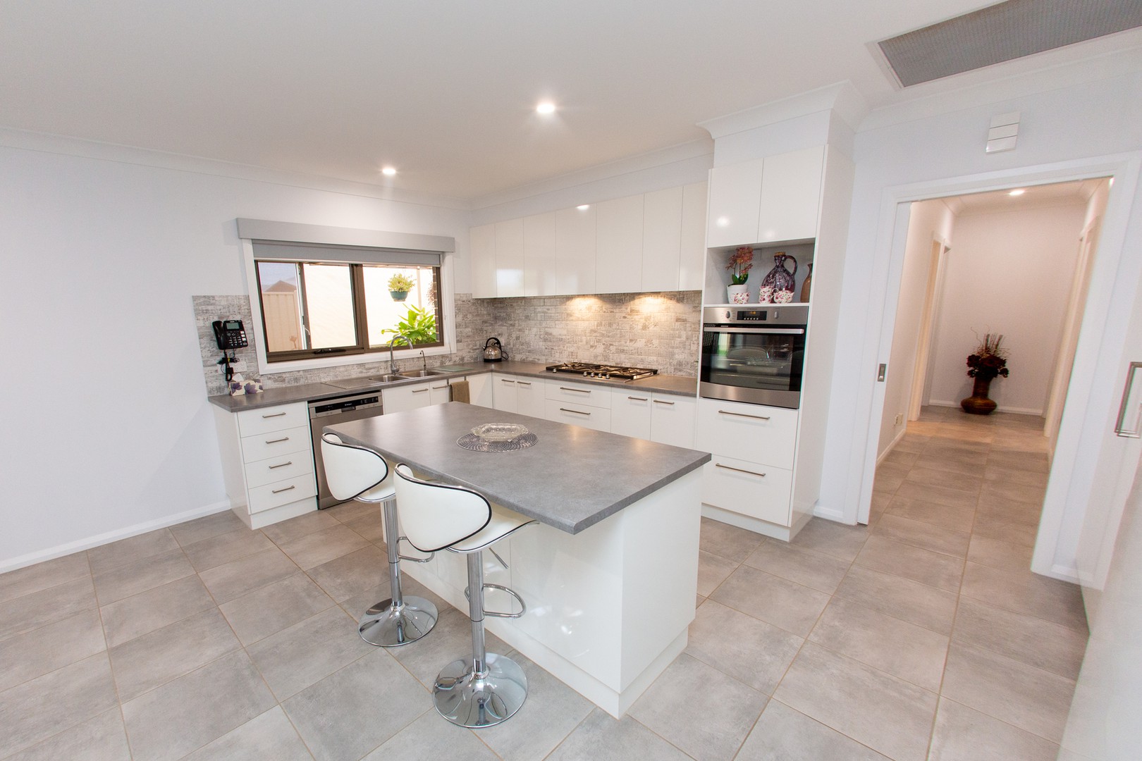 24 Marita Court, Irymple, VIC 3498, Irymple - Thumbnail 2