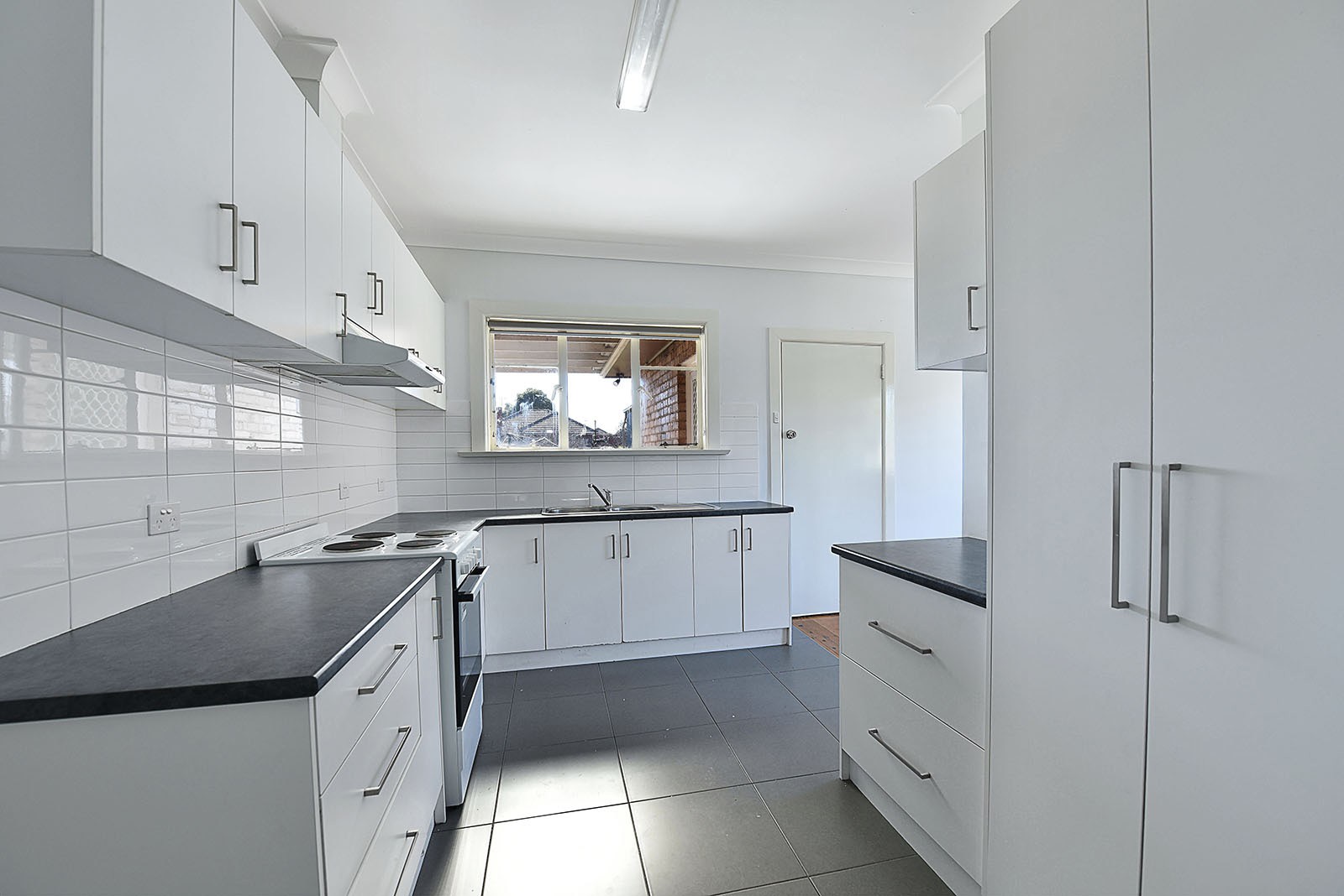 24 Marsh Street, Maidstone, VIC 3012, Maidstone - Thumbnail 3