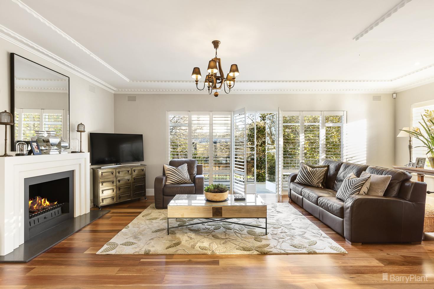 24 Martin Street, Heidelberg, VIC 3084 - Thumbnail 2 - 17/11/2021