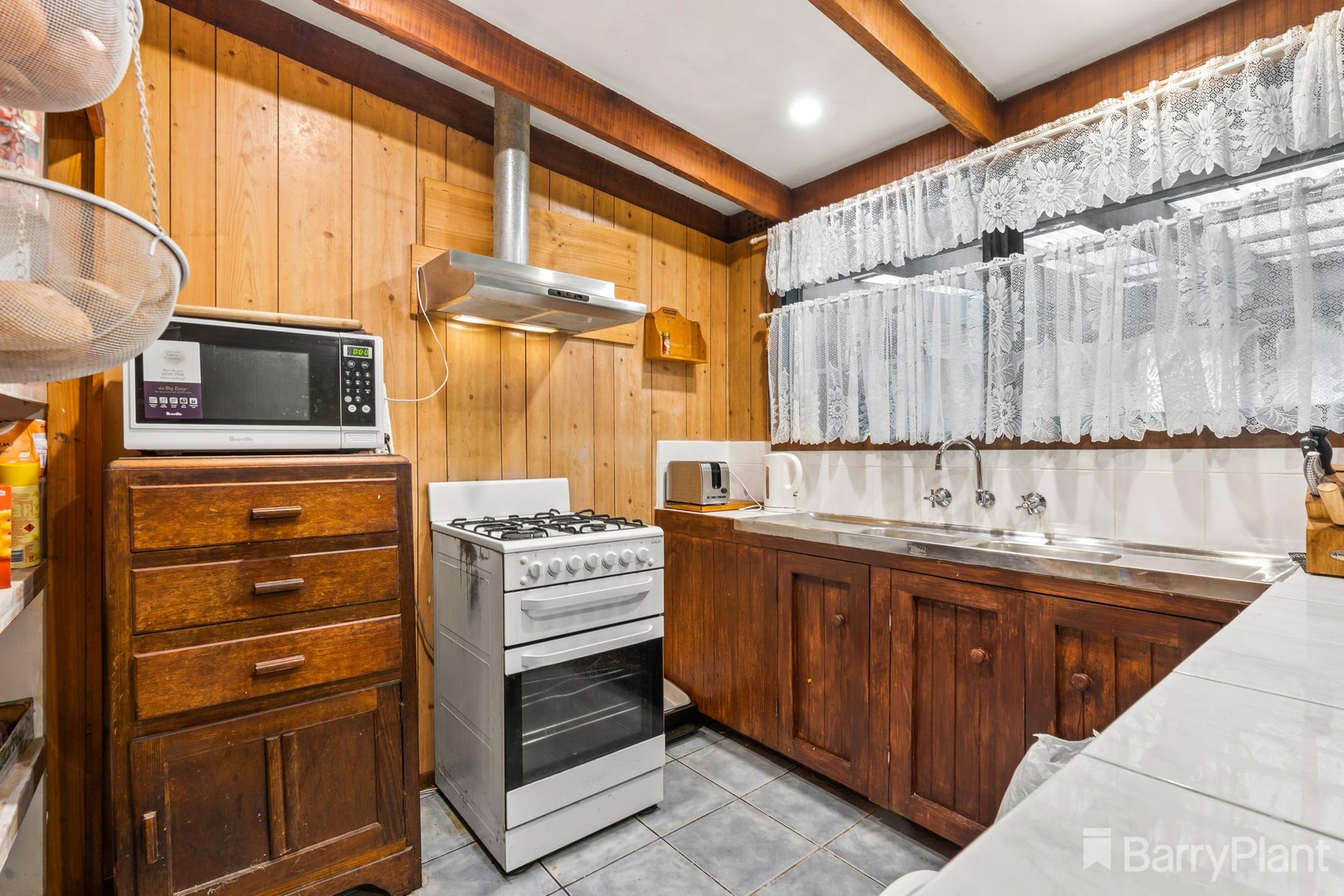 24 Mayview Drive, Monbulk, VIC 3793, Monbulk - Thumbnail 7