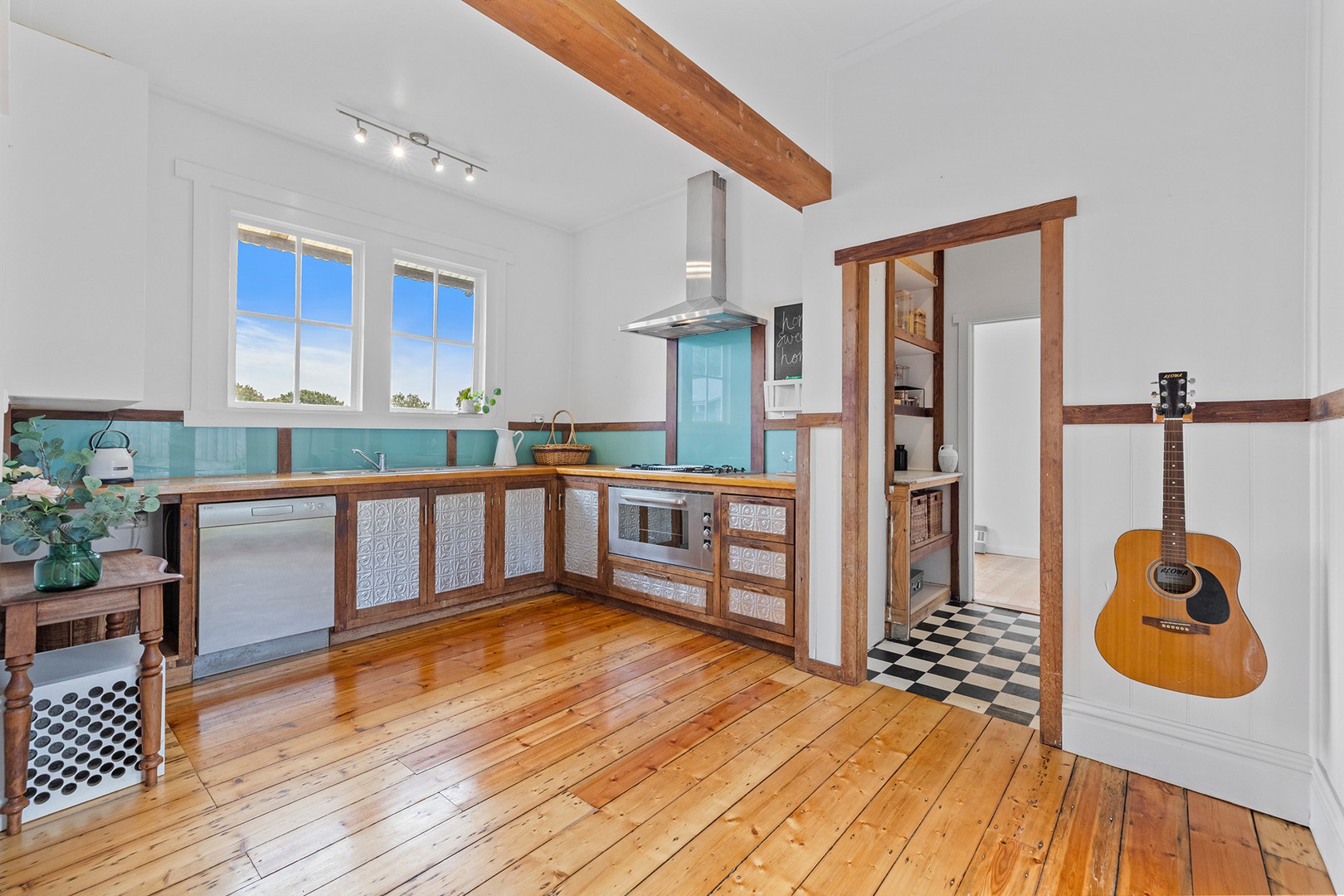 24 Mcalister Street, Frankston, VIC 3199 - Thumbnail 1 - 17/04/2026