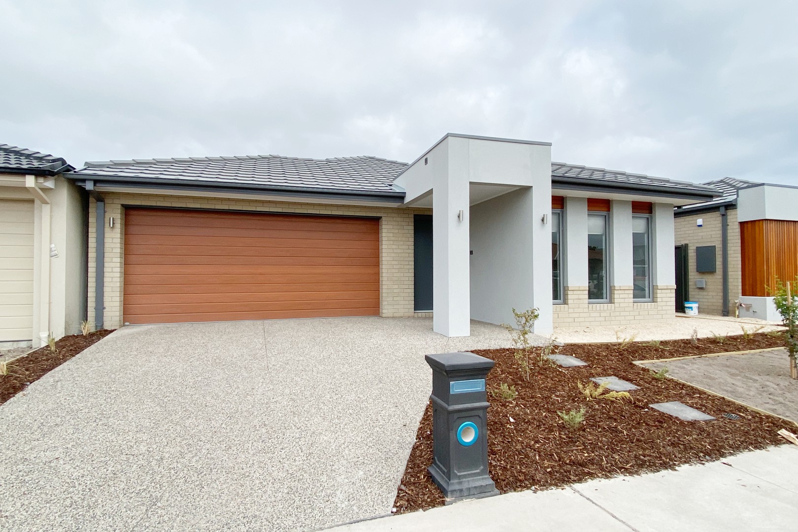 24 Melodie Drive, Officer, VIC 3809, Officer - Thumbnail 2