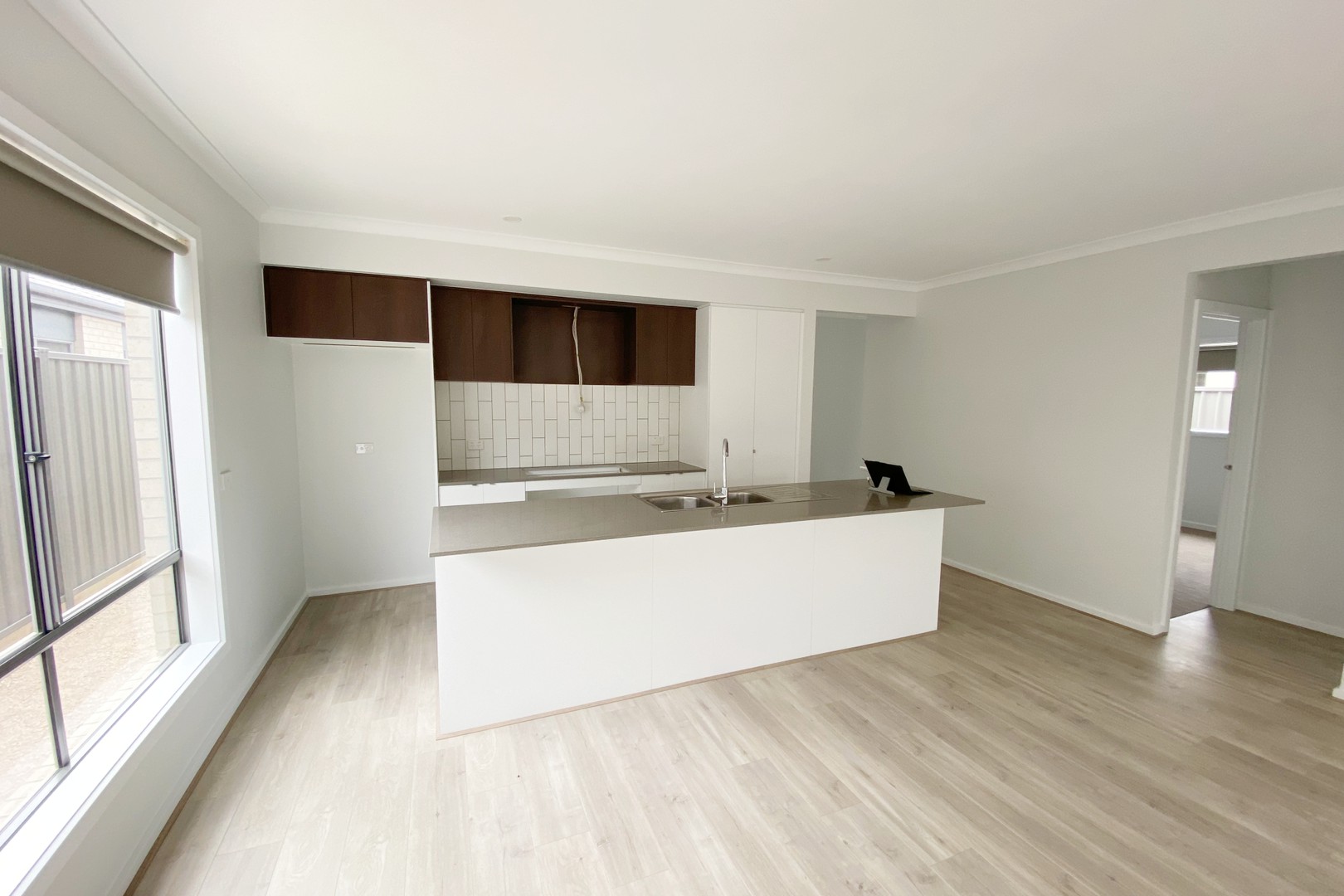 24 Melodie Drive, Officer, VIC 3809, Officer - Thumbnail 4