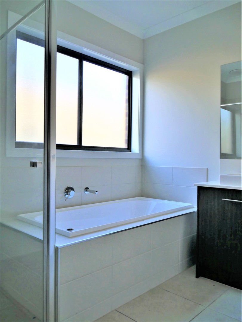 24 Mercer Street, Harkness, VIC 3337, Harkness - Thumbnail 7