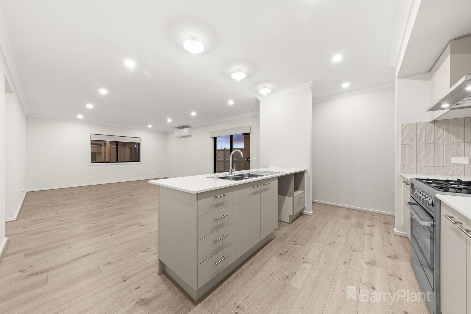 24 Messmate Street, Officer, VIC 3809, Officer - Thumbnail 3