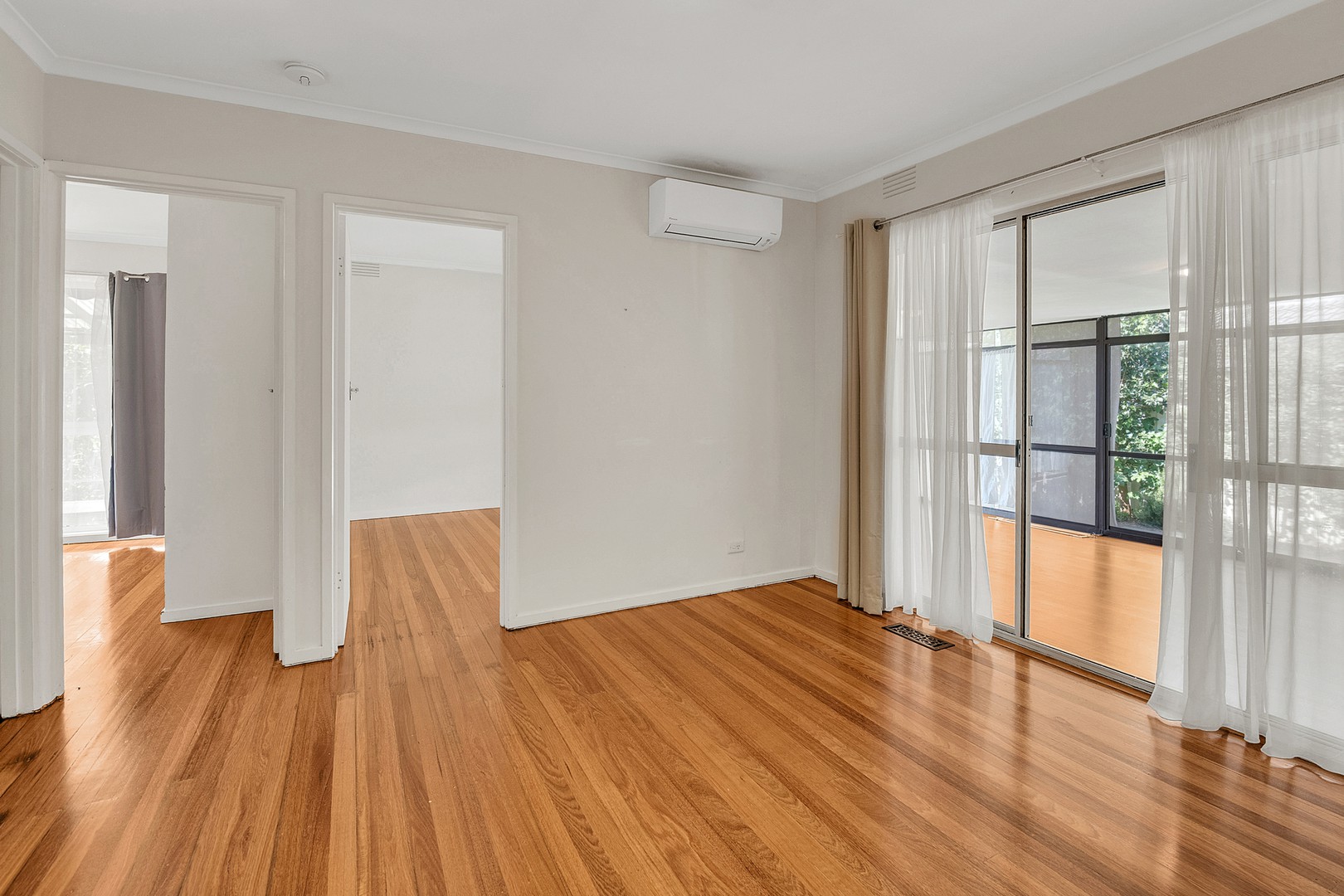 24 Metropolitan Avenue, Craigieburn, VIC 3064, Craigieburn - Thumbnail 6