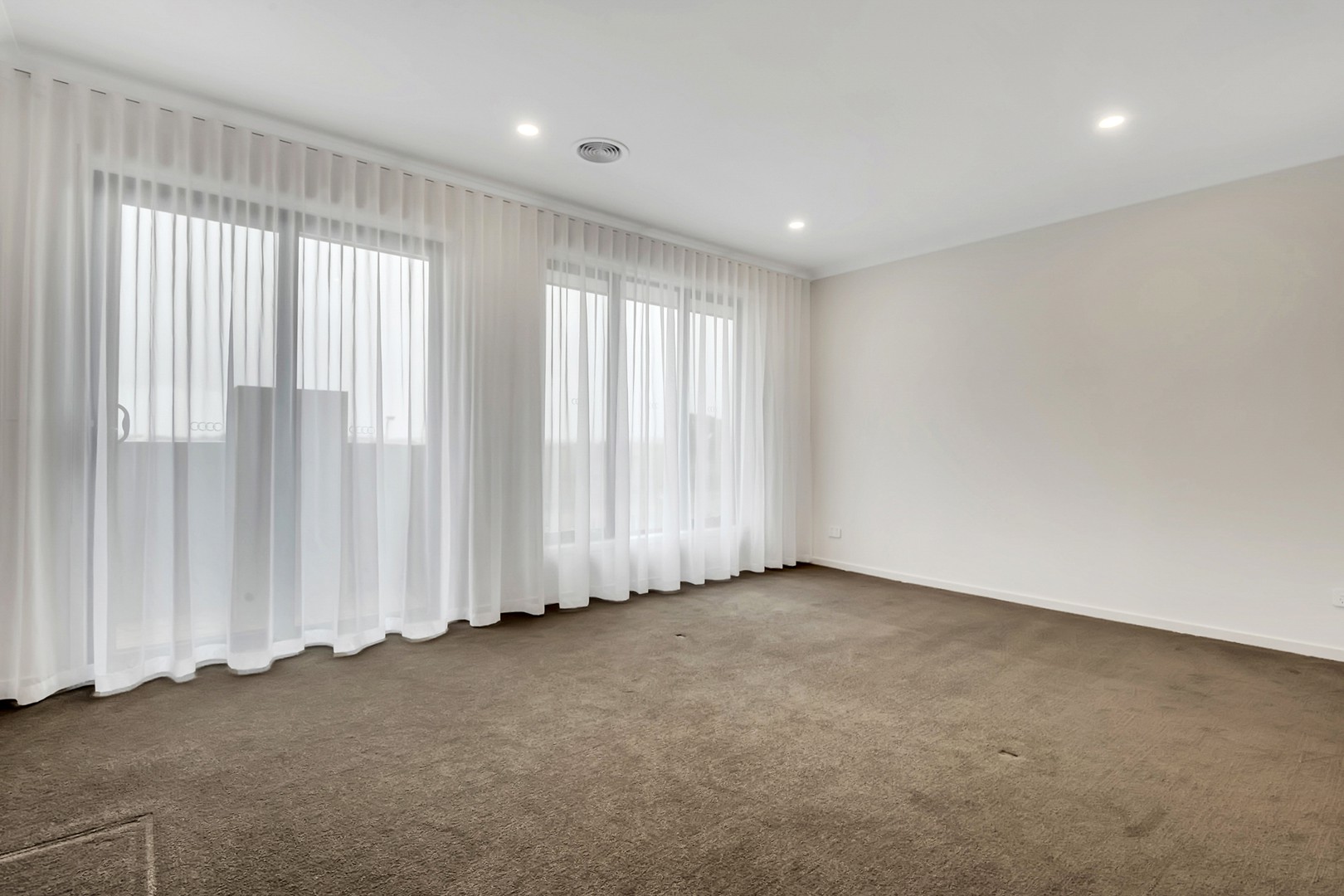 24 Nature Promenade, Donnybrook, VIC 3064, Donnybrook - Thumbnail 5