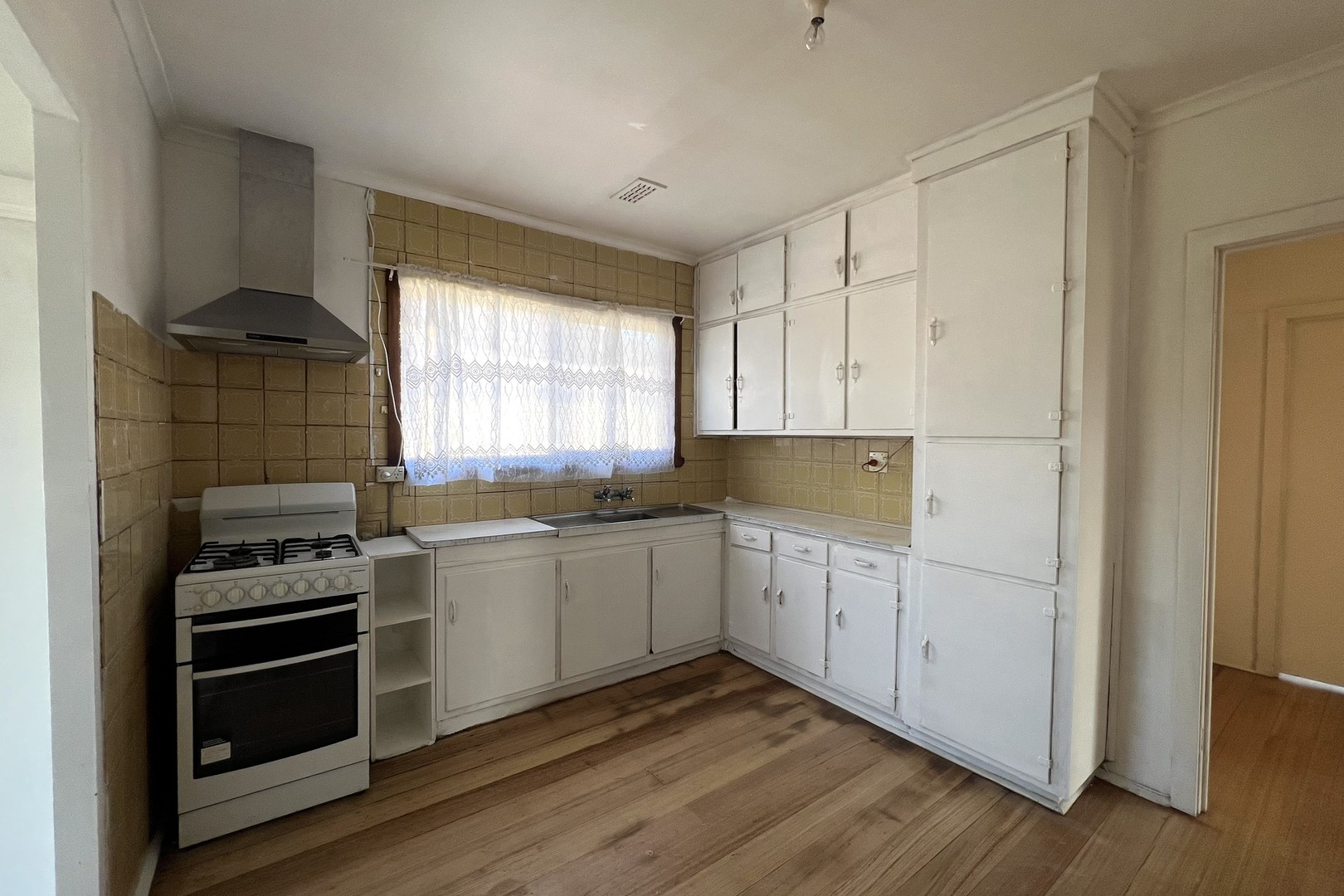 24 Nepean Street, Broadmeadows, VIC 3047, Broadmeadows - Thumbnail 3