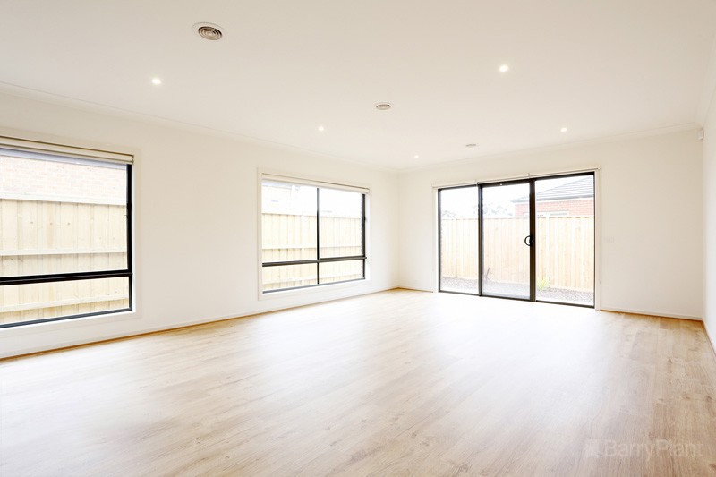 24 Newbury Street, Keysborough, VIC 3173, Keysborough - Thumbnail 5