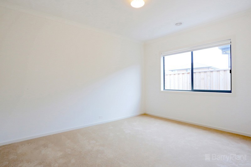 24 Newbury Street, Keysborough, VIC 3173, Keysborough - Thumbnail 8