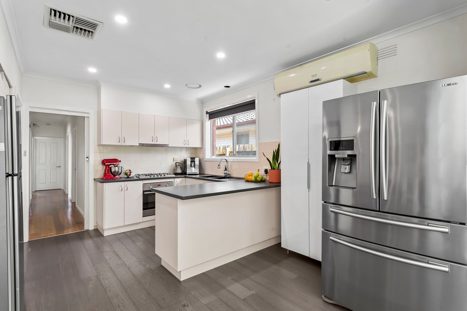 24 Noga Avenue, Keilor East, VIC 3033, Keilor East - Thumbnail 4