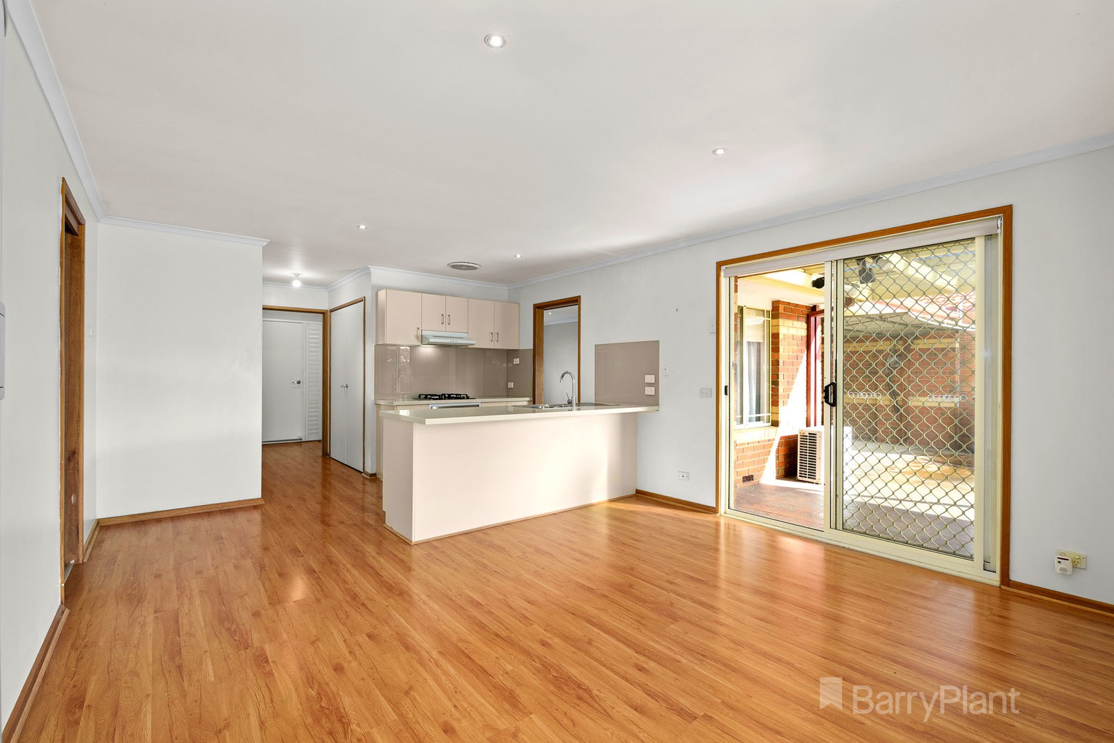 24 Norfolk Drive, Narre Warren, VIC 3805, Narre Warren - Thumbnail 6
