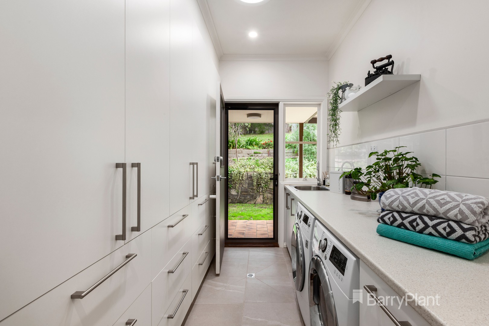 24 North Oatlands Road, Yarrambat, VIC 3091, Doreen - Thumbnail 5