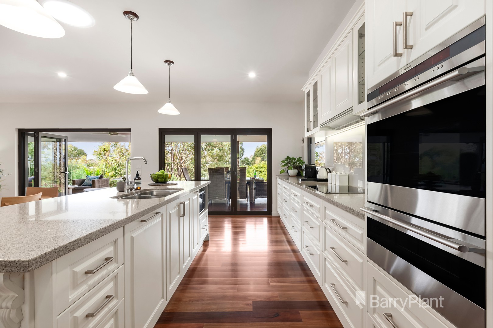 24 North Oatlands Road, Yarrambat, VIC 3091, Doreen - Thumbnail 4