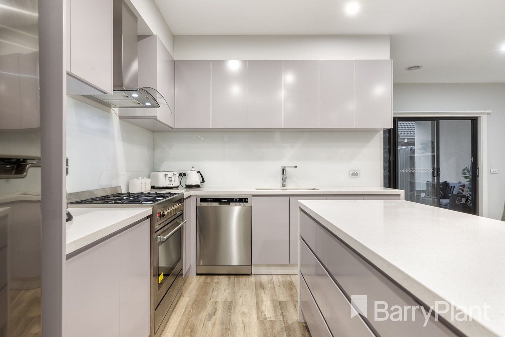 24 Oakwood Avenue, Dandenong North, VIC 3175, Dandenong North - Thumbnail 5