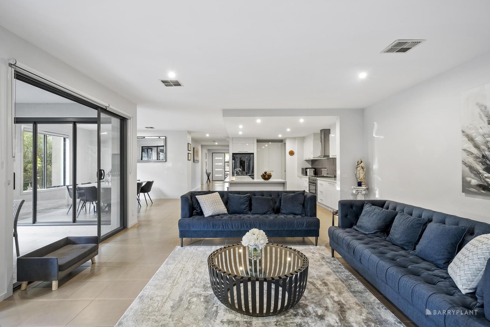 24 Old Lower Plenty Road, Viewbank, VIC 3084, Viewbank - Thumbnail 2