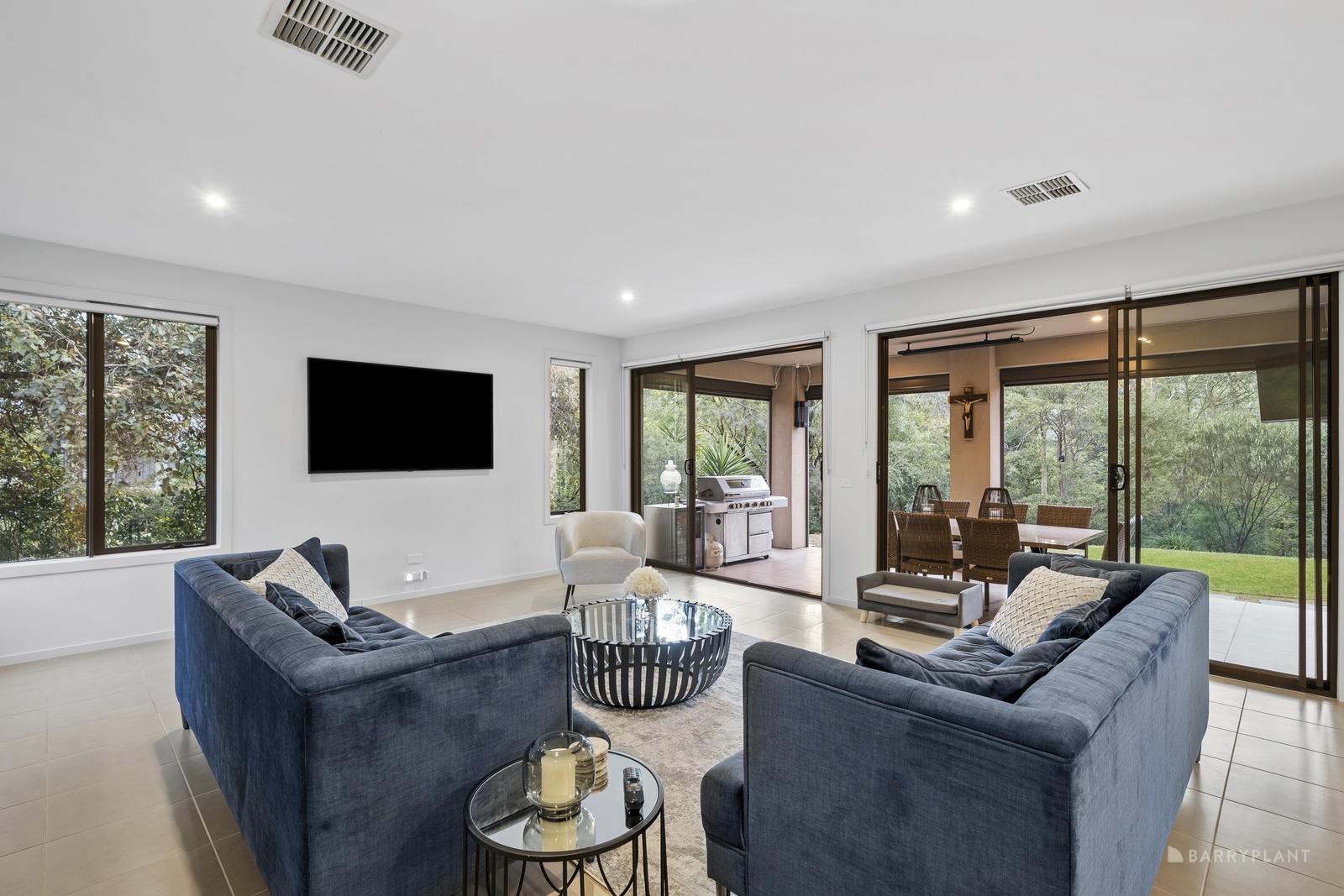 24 Old Lower Plenty Road, Viewbank, VIC 3084, Viewbank - Thumbnail 6