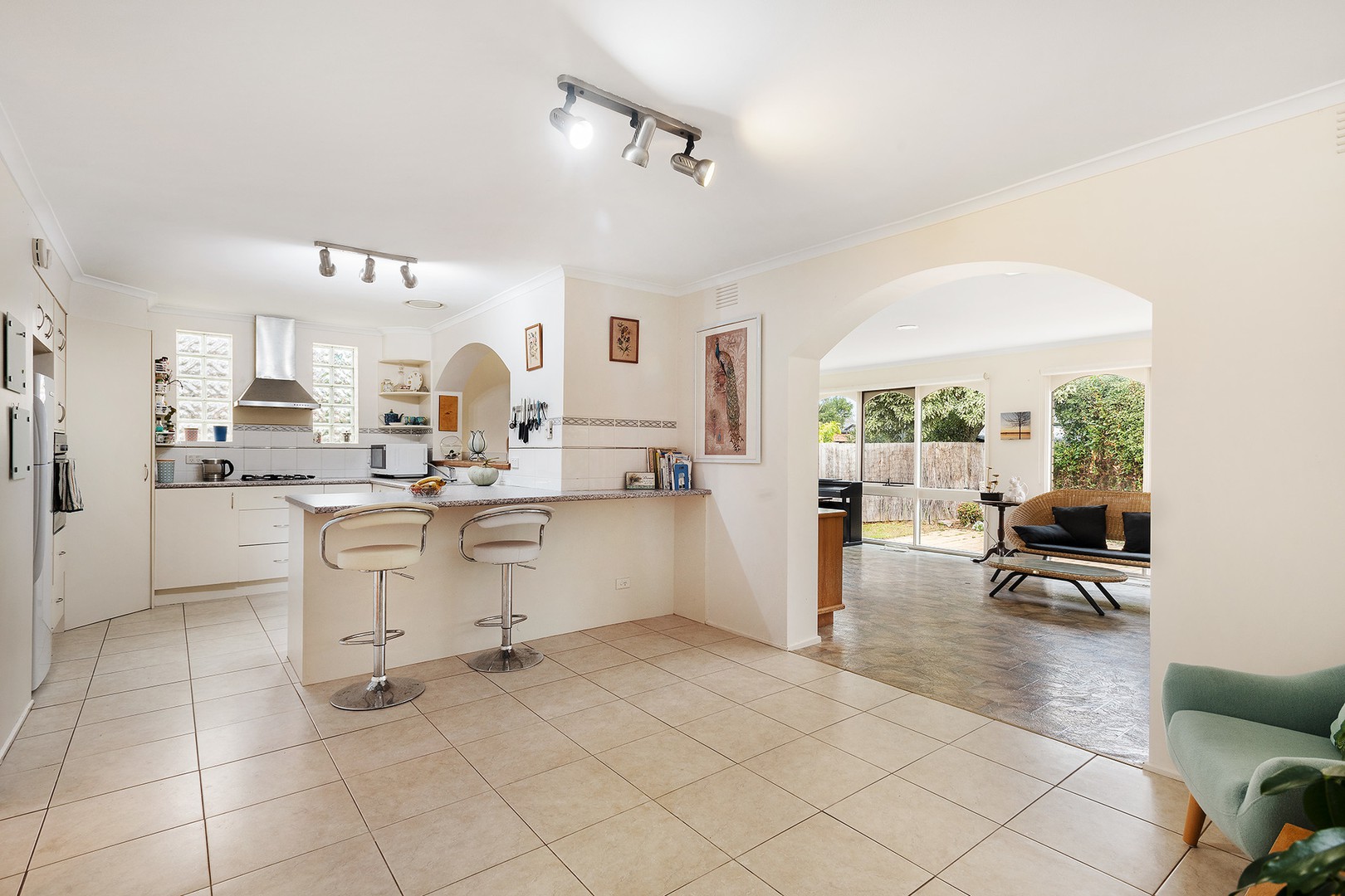 24 Partridge Crescent, Frankston, VIC 3199, Frankston - Thumbnail 2