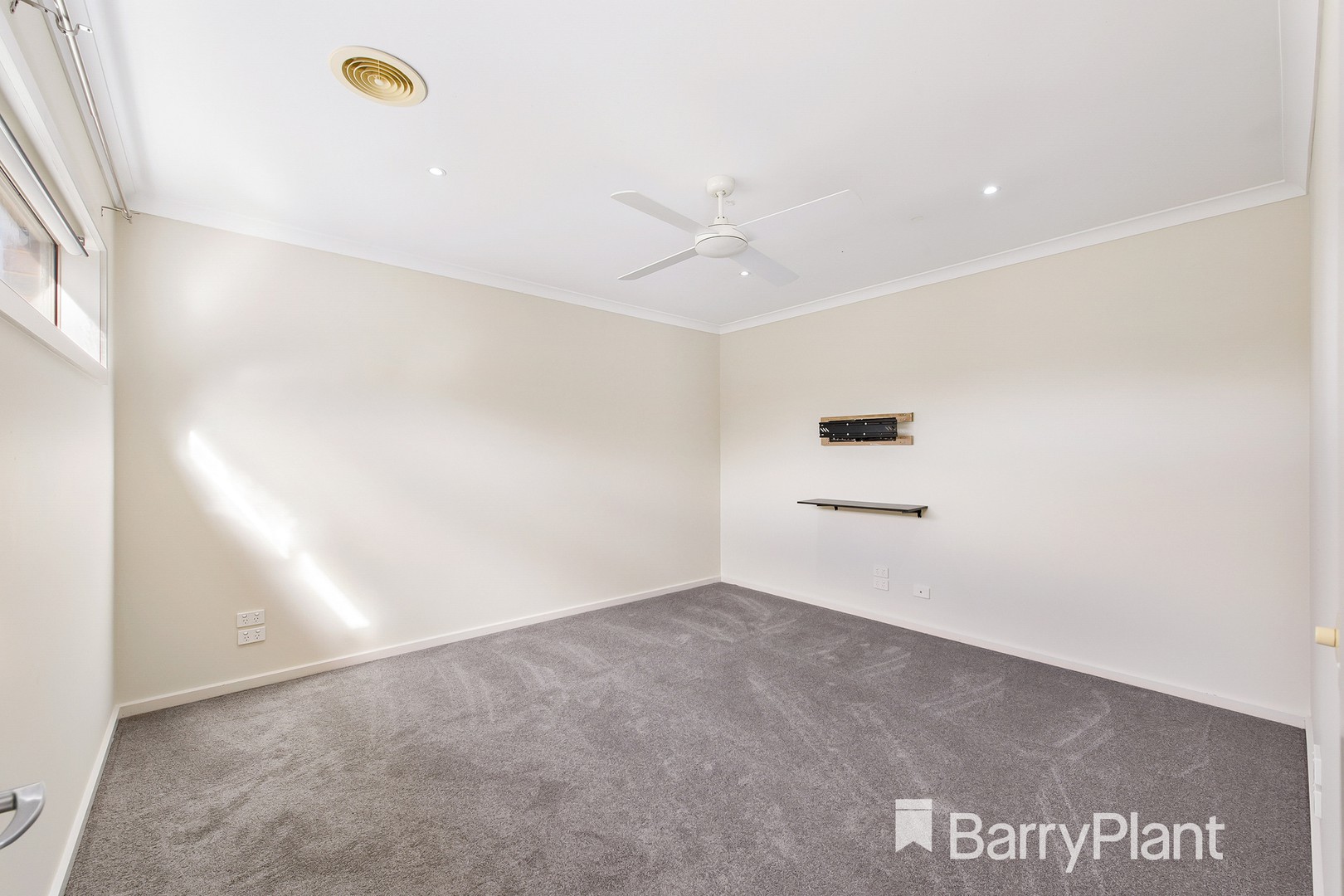 24 Paul Harris Drive, Melton West, VIC 3337, Melton West - Thumbnail 7
