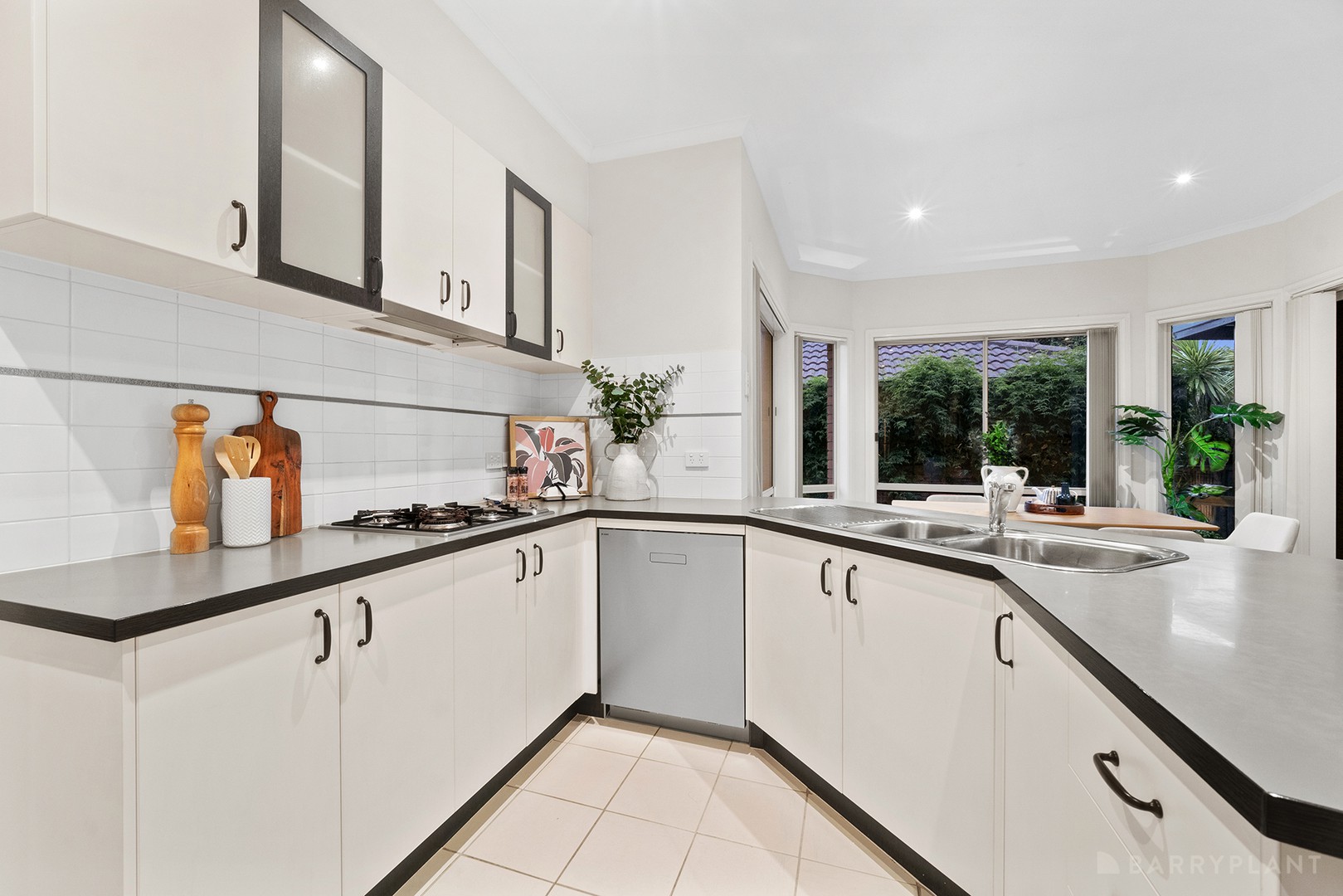 24 Pepperbush Crescent, Langwarrin, VIC 3910, Langwarrin - Thumbnail 5