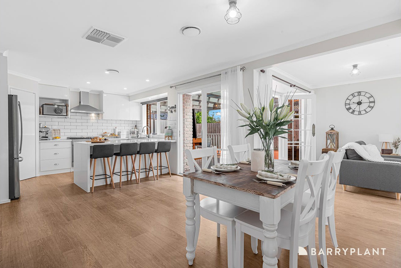 24 Pioneer Court, Berwick, VIC 3806, Berwick - Thumbnail 2