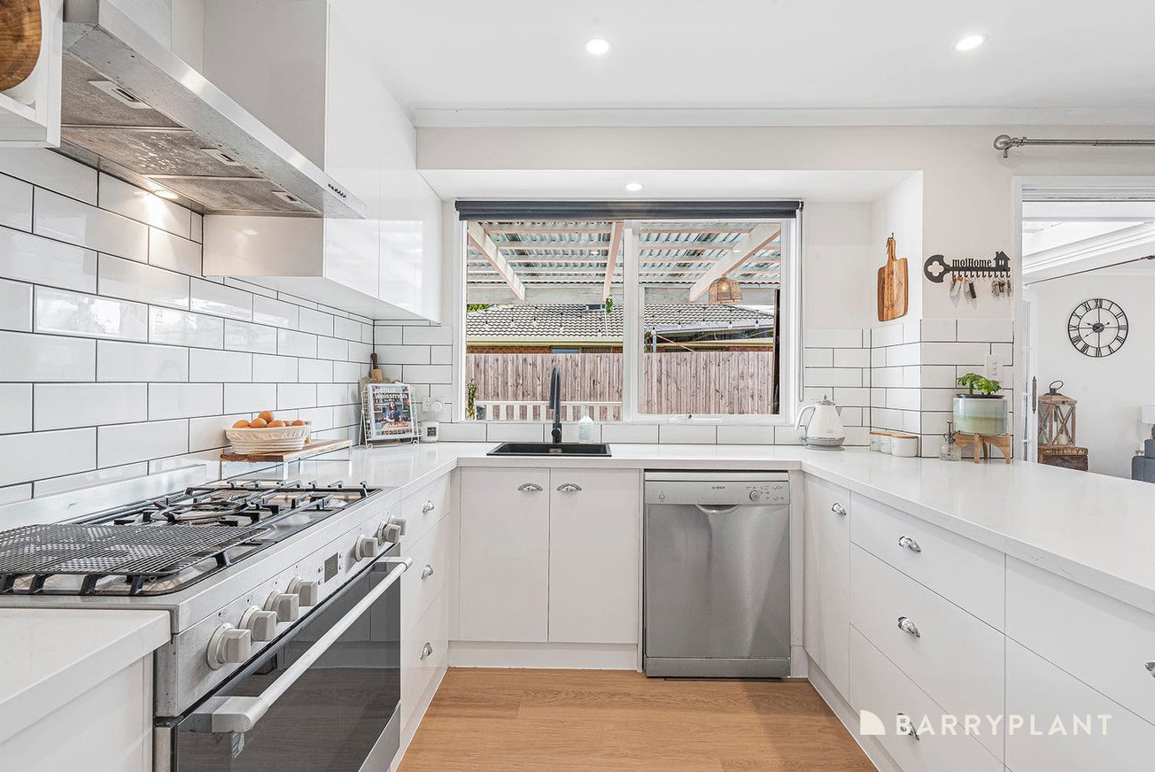24 Pioneer Court, Berwick, VIC 3806, Berwick - Thumbnail 3