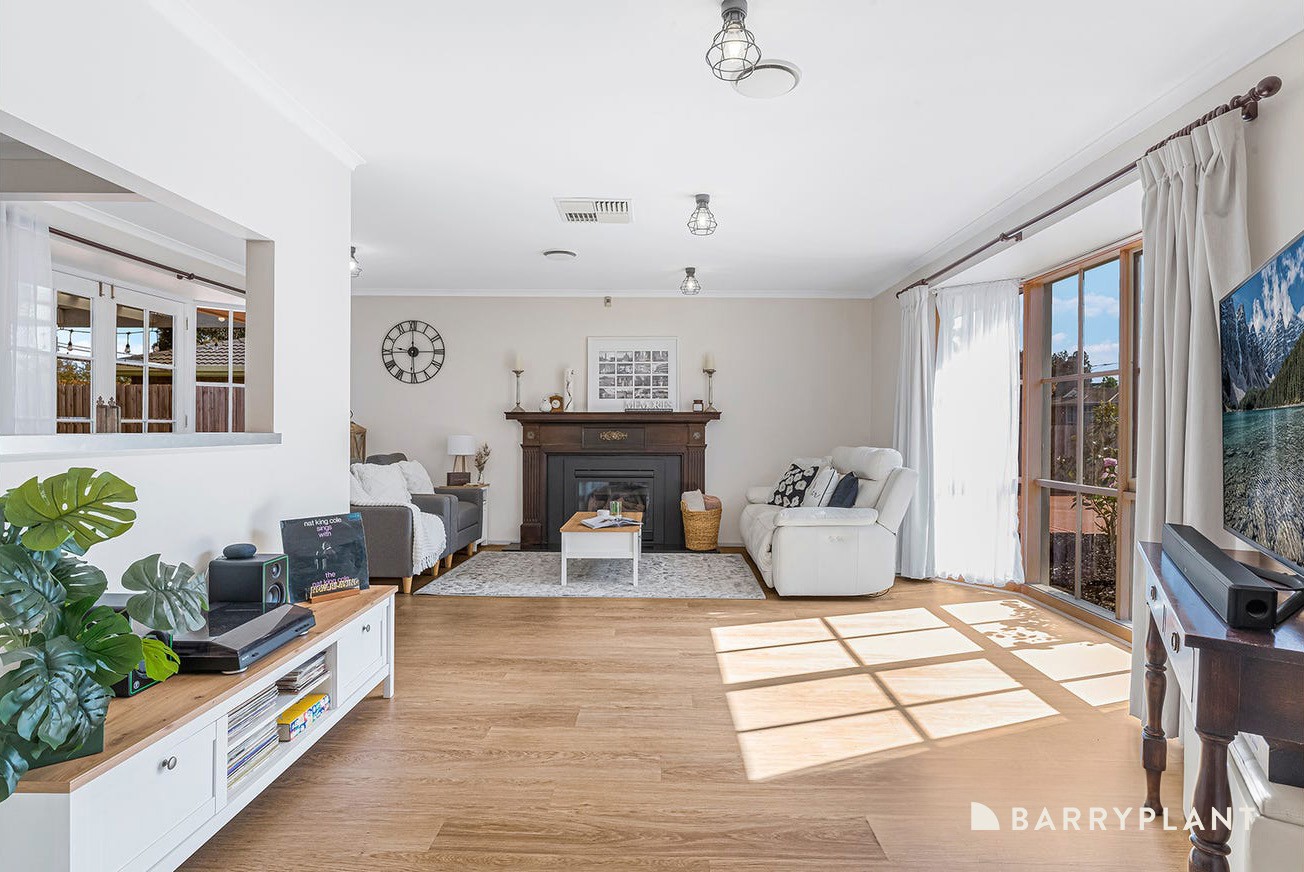 24 Pioneer Court, Berwick, VIC 3806, Berwick - Thumbnail 4