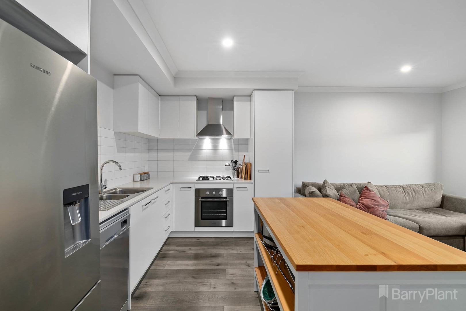 24 Plymouth Boulevard, Clyde North, VIC 3978, Clyde North - Thumbnail 3