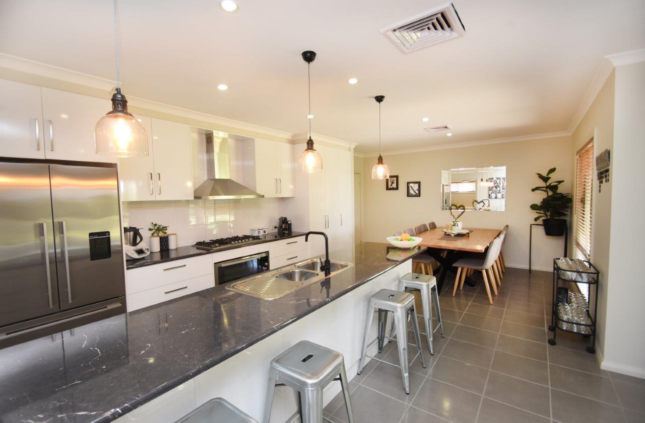 24 Ponderosa Way, Mildura, VIC 3500, Mildura - Thumbnail 3