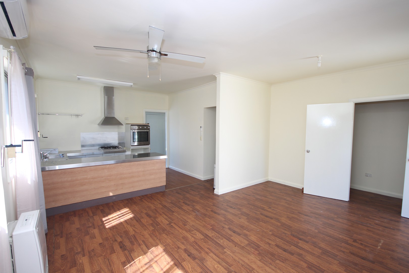 24 Princes Highway, Norlane, VIC 3214 - Thumbnail 2 - 01/03/2022