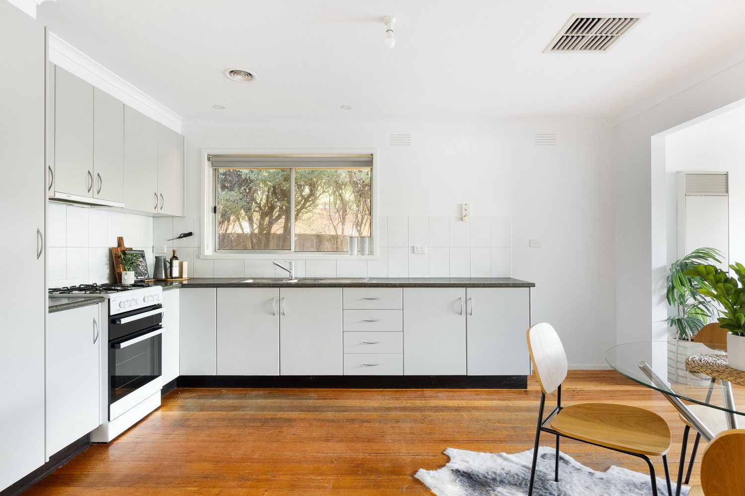 24 Queen Street, Lalor, VIC 3075 - Thumbnail 1 - 23/06/2025